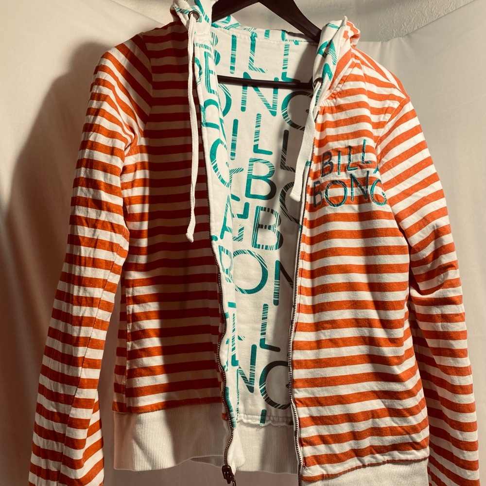 Billabong revers-able warm y2k skater hoodie sweater  size medium 90s vintage